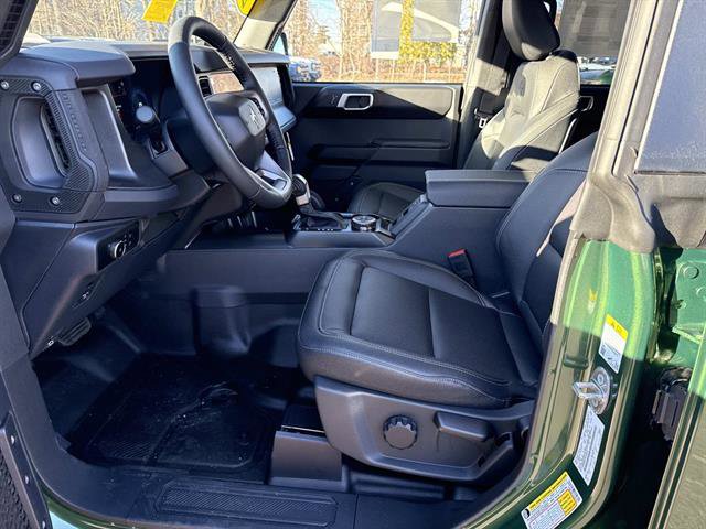 New 2025 Ford Bronco Badlands image 7