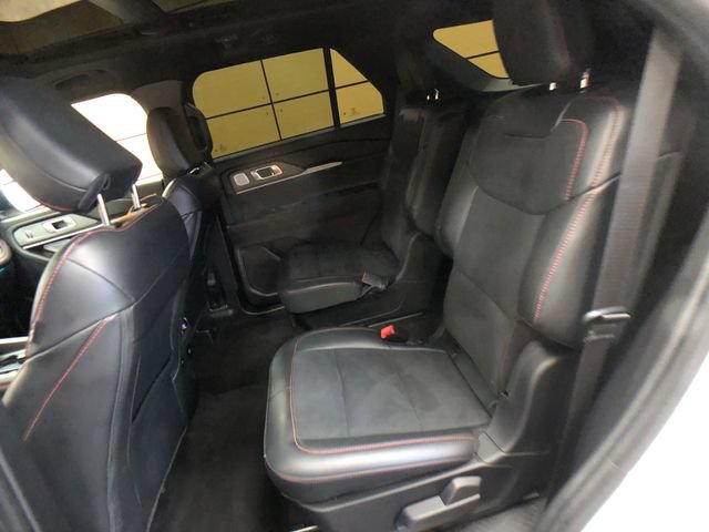 Used 2025 Ford Explorer ST w/ Sun And Sound Package AWD/4WD image 21