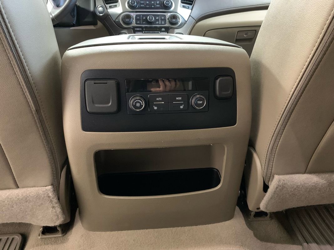 Used 2020 Chevrolet Suburban Premier w/ Max Trailering Package image 25