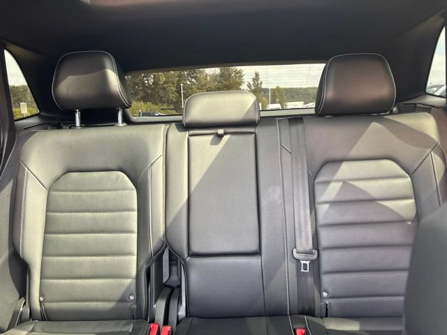 Used 2024 Volkswagen Atlas Cross Sport SEL R-Line AWD/4WD image 29