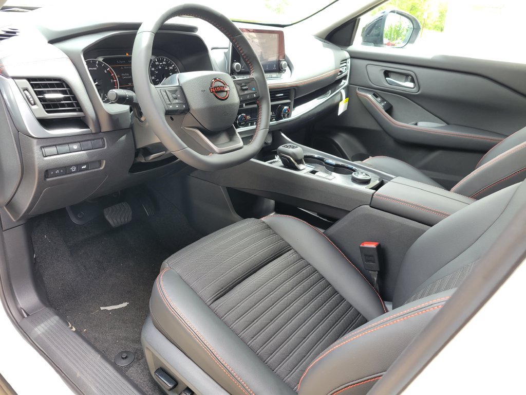 New 2026 Nissan Rogue SV w/ Rock Creek Premium Package AWD/4WD image 6