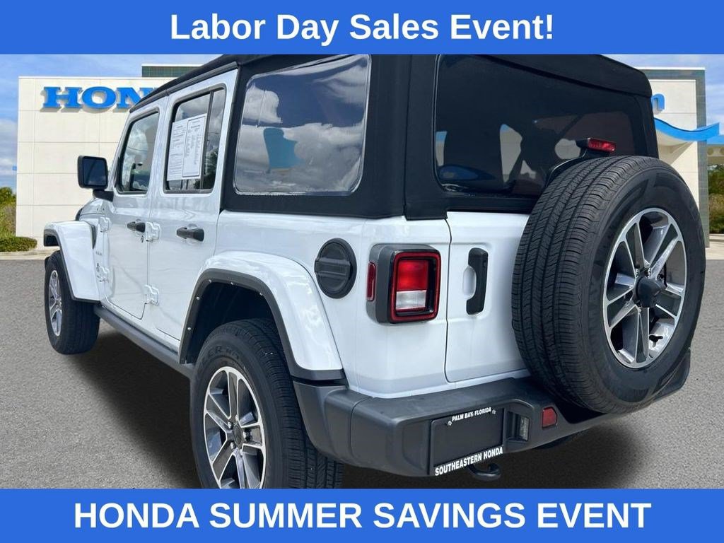 Used 2023 Jeep Wrangler Unlimited Sahara AWD/4WD image 7