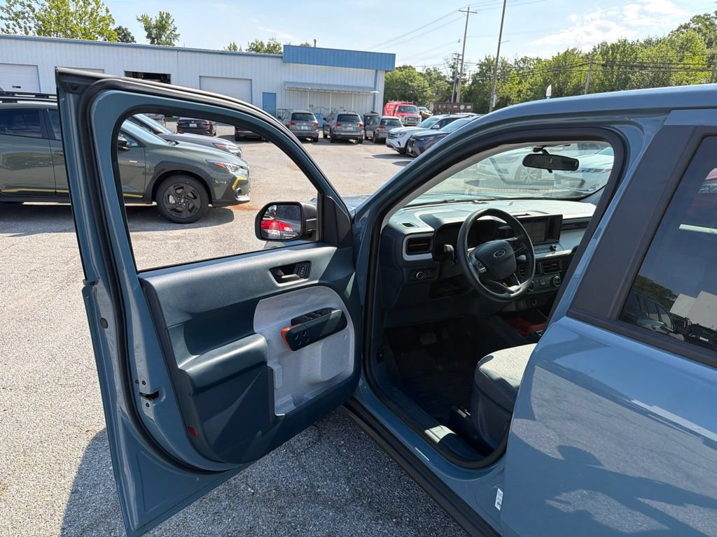 Used 2022 Ford Maverick XLT FWD image 9