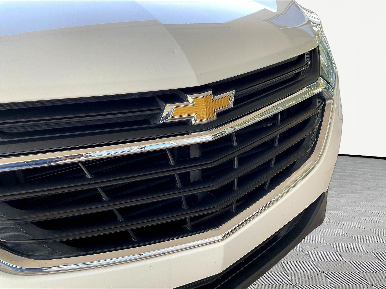 Used 2020 Chevrolet Equinox LT w/ Driver Convenience Package FWD image 30