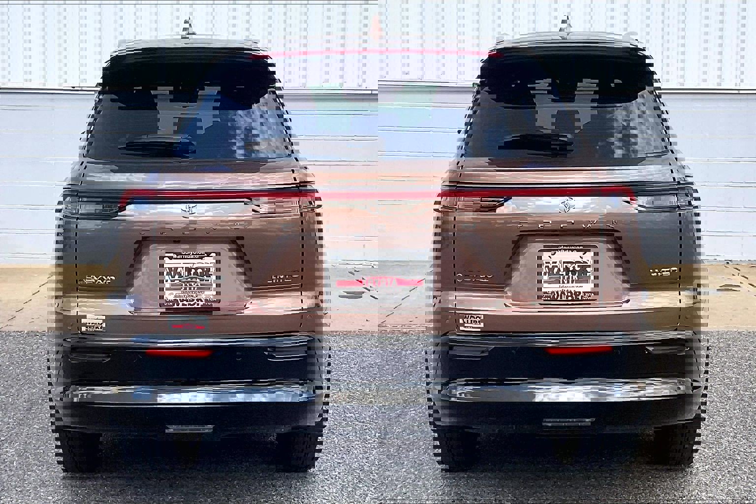 Used 2025 Toyota Crown Signia w/ Advanced Technology Package AWD/4WD image 5