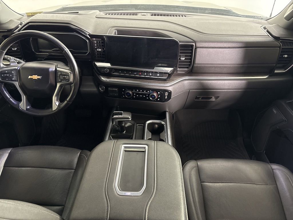 Used 2022 Chevrolet Silverado 1500 LTZ image 4