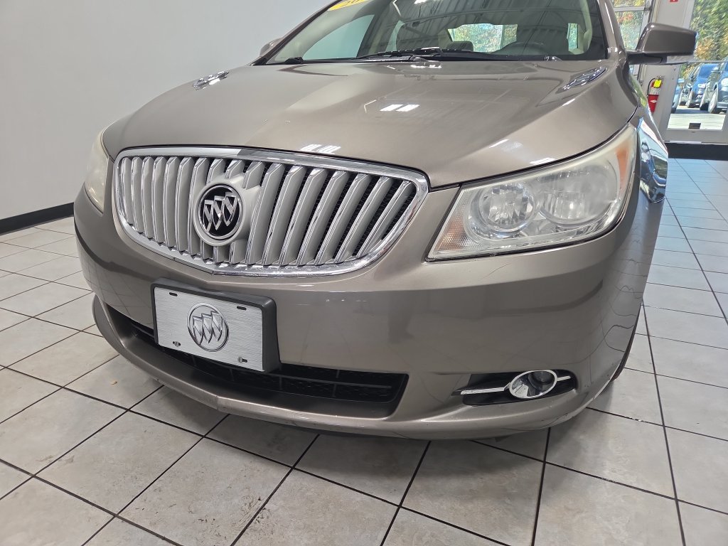 Used 2011 Buick LaCrosse CXL FWD image 25