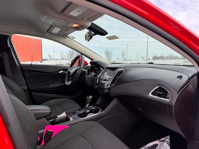 Used 2016 Chevrolet Cruze LT w/ Convenience Package image 23