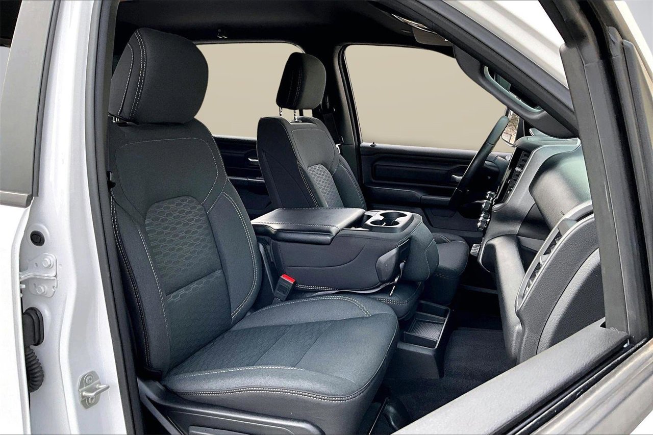 Certified 2025 RAM 1500 Tradesman w/ Night Edition image 22