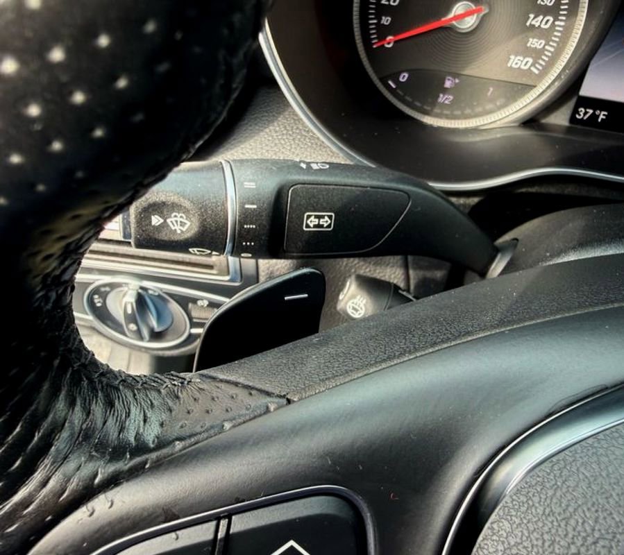 Used 2017 Mercedes-Benz C 300 4MATIC Sedan image 23