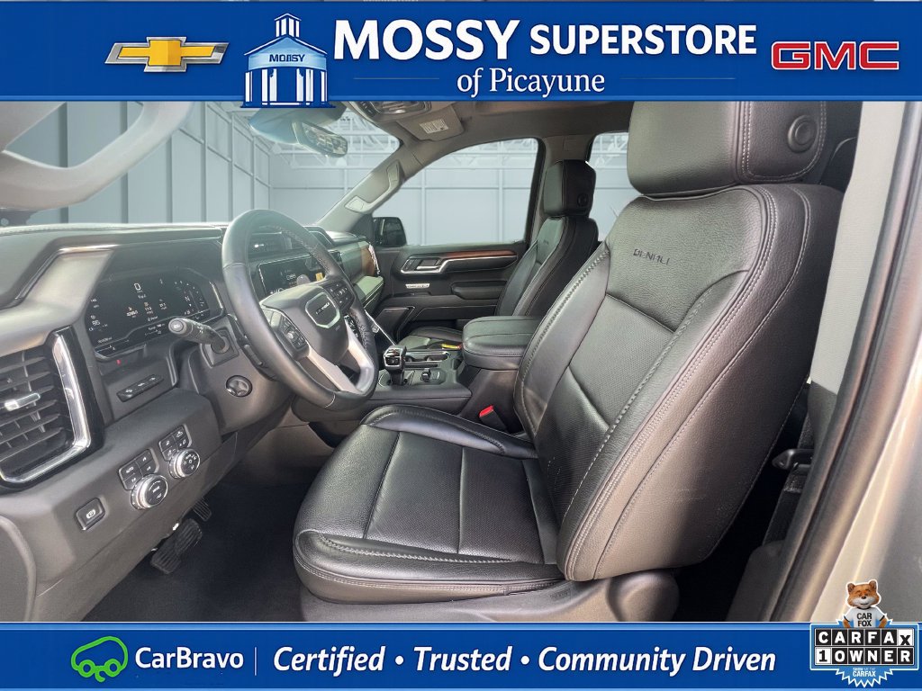 Certified 2025 GMC Sierra 1500 Denali w/ Denali Reserve Package AWD/4WD image 11