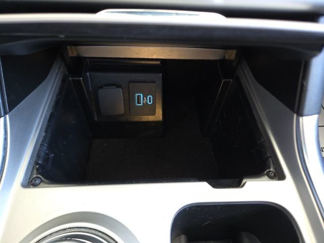 Used 2022 Ford Explorer XLT AWD/4WD image 64