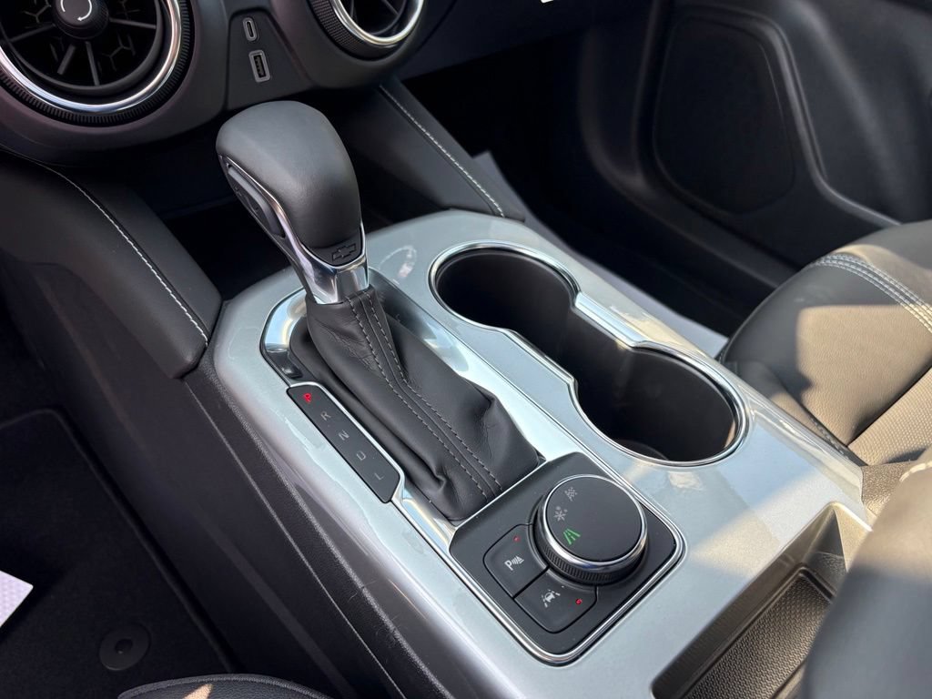 New 2026 Chevrolet Blazer LT w/ LPO, Arctic Package FWD image 22