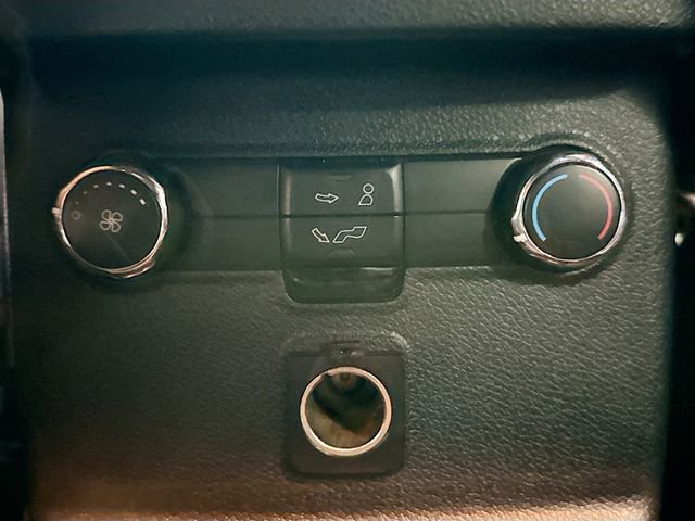 Used 2016 Ford Explorer XLT w/ Equipment Group 202A image 27