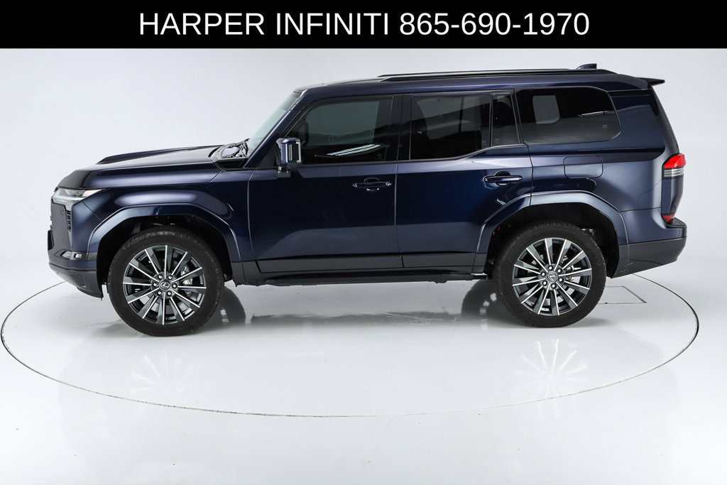 Used 2024 Lexus GX 550 w/ Accessory Package (2T) AWD/4WD image 2