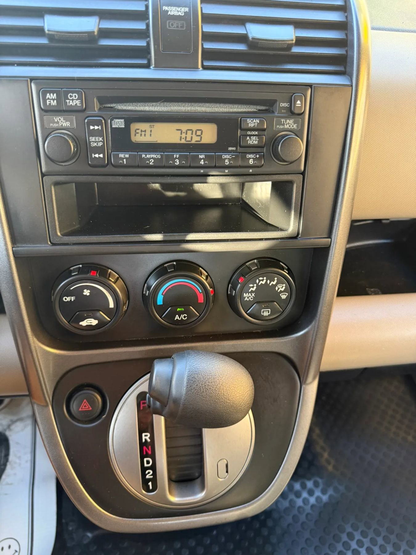 Used 2011 Honda Element LX image 29
