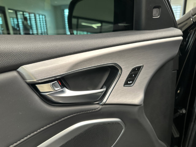 Certified 2024 Acura RDX SH-AWD image 12