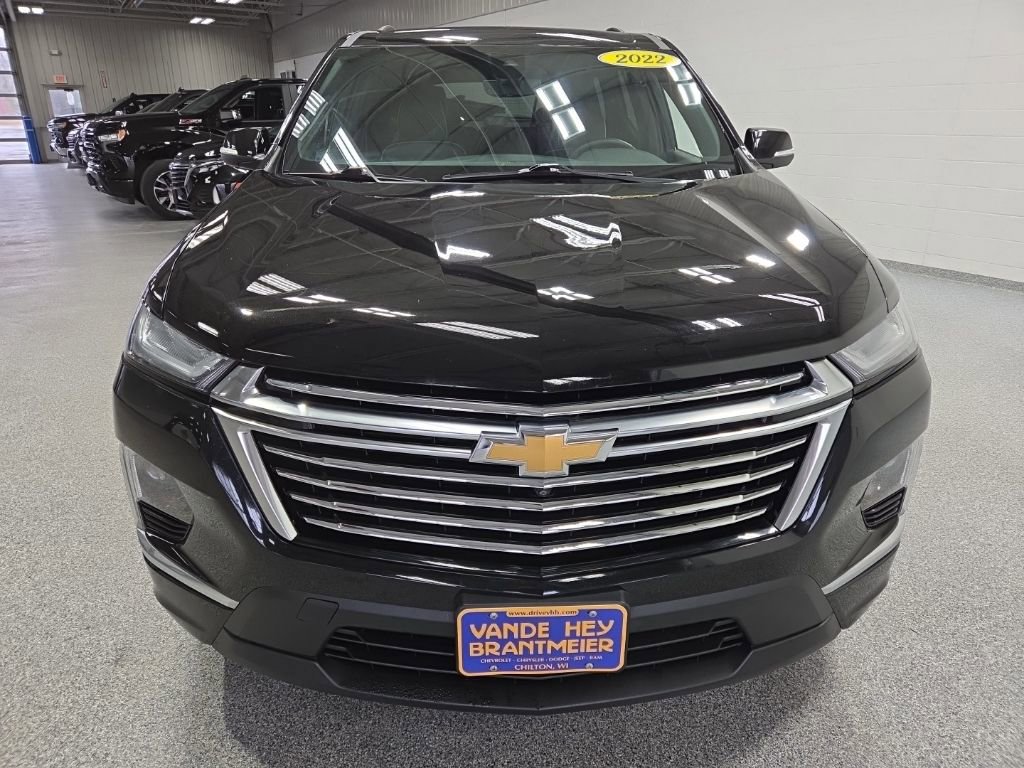 Used 2022 Chevrolet Traverse Premier AWD/4WD image 2