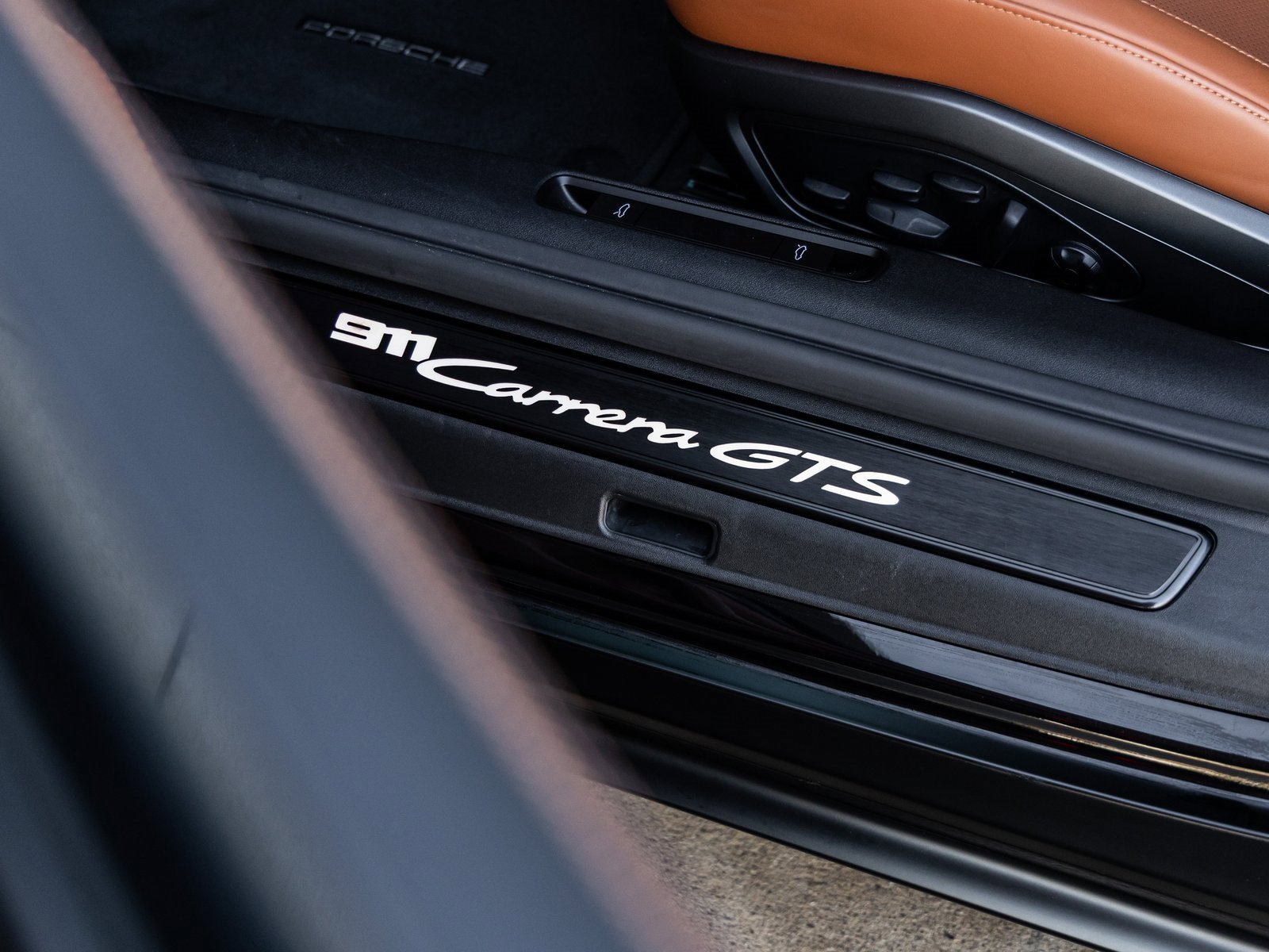 Certified 2026 Porsche 911 Carrera GTS image 24