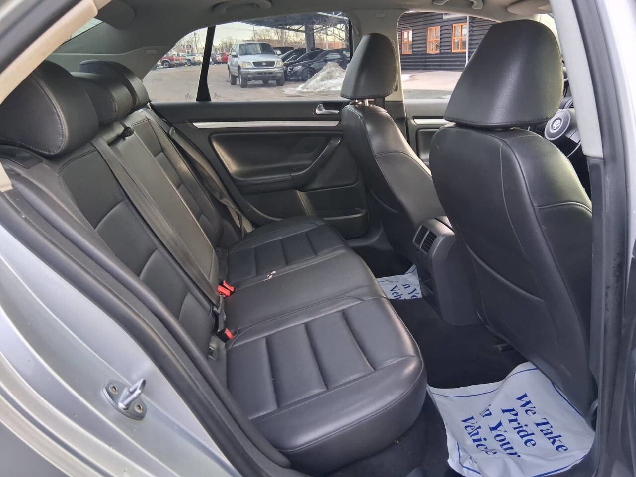 Used 2010 Volkswagen Jetta Limited Edition image 13