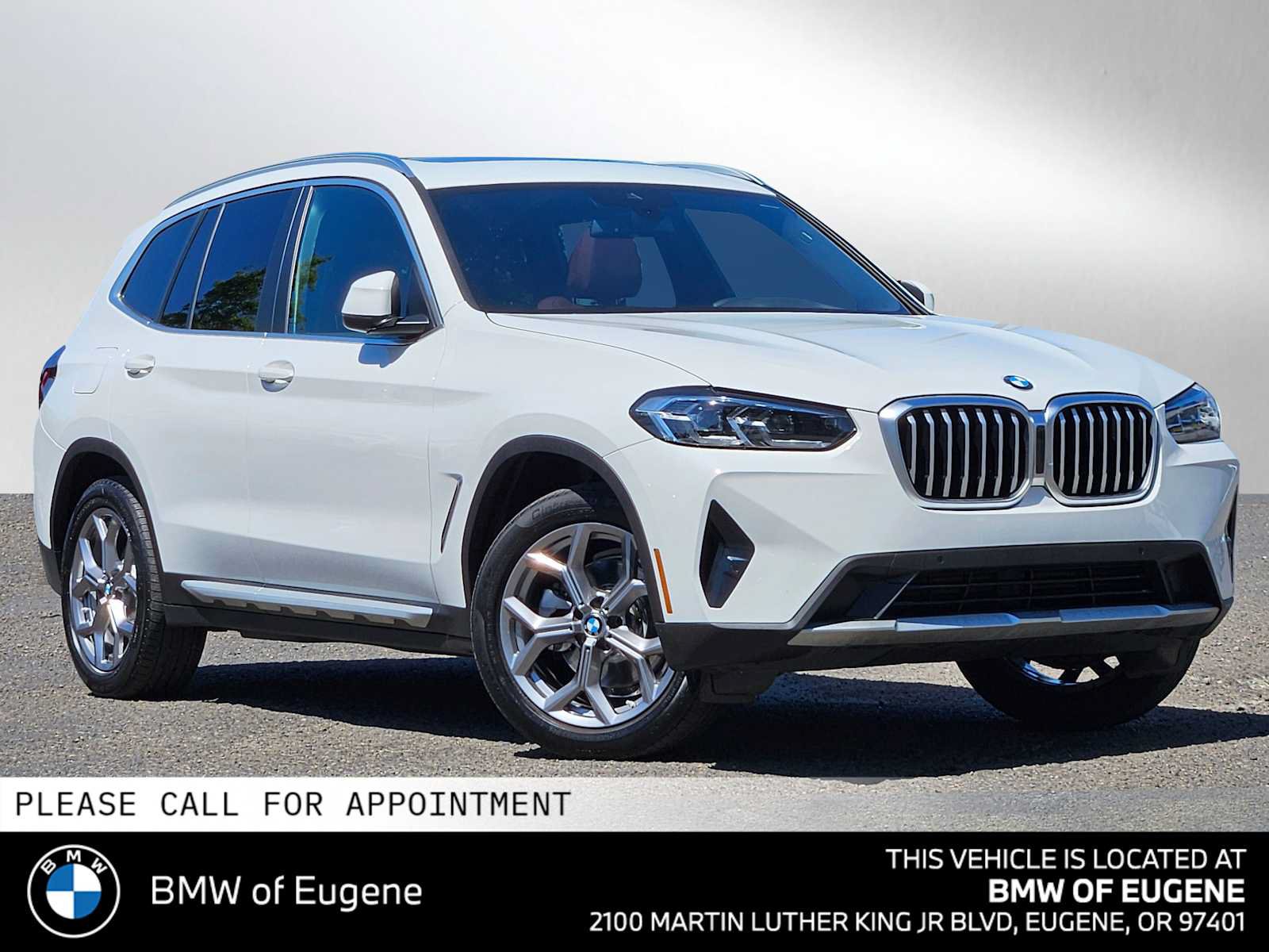 Used 2024 BMW X3 sDrive30i w/ Convenience Package RWD image 1