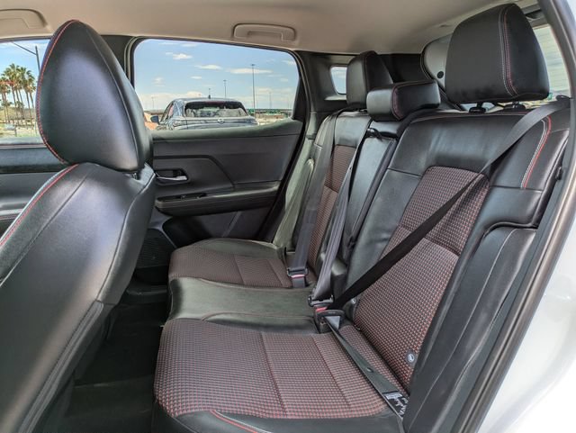Certified 2025 Nissan Kicks SR w/ Interior Electronics Package FWD image 18