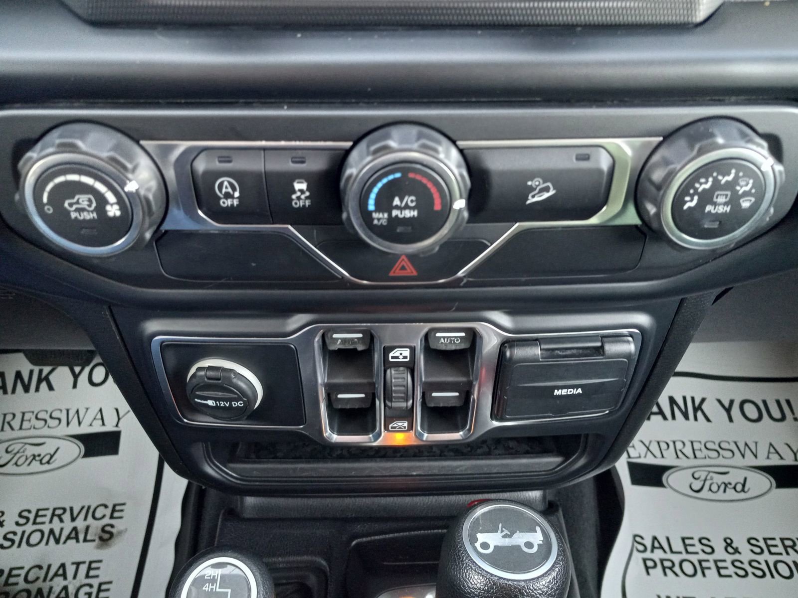 Used 2019 Jeep Wrangler Unlimited Sport S AWD/4WD image 19