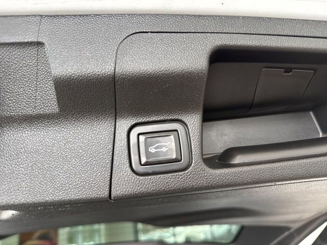 Used 2021 GMC Acadia Denali image 9