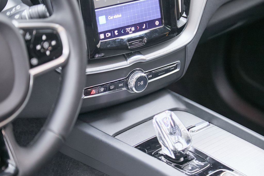 Certified 2023 Volvo XC60 T8 Polestar image 19