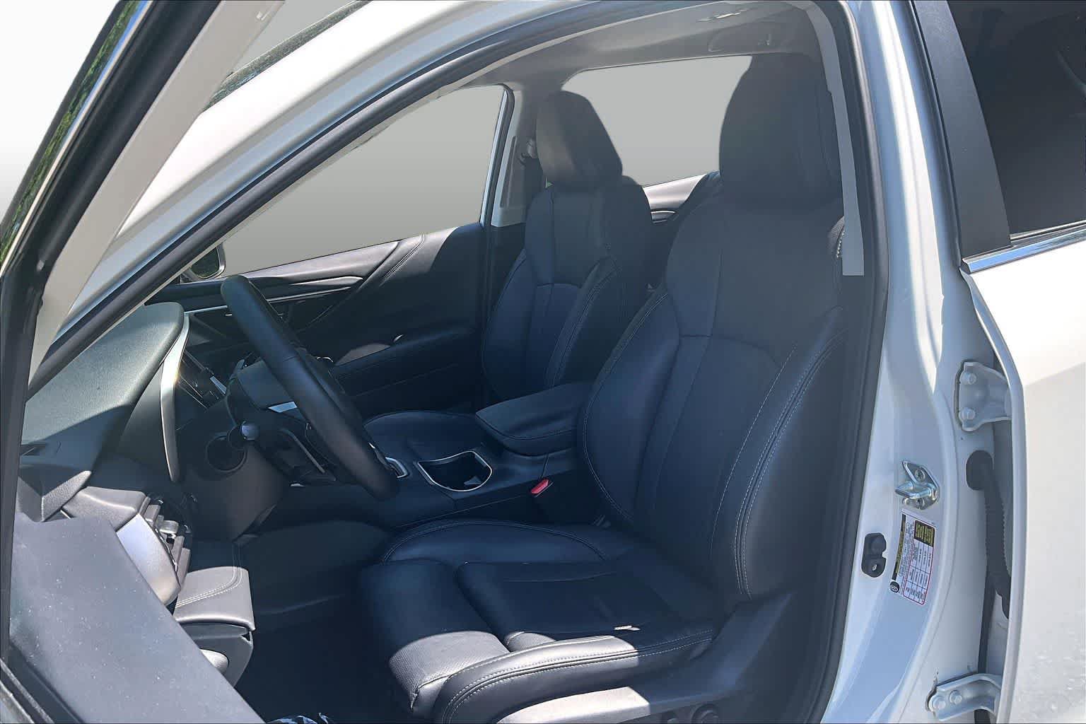 Used 2022 Subaru Outback Limited AWD/4WD image 8