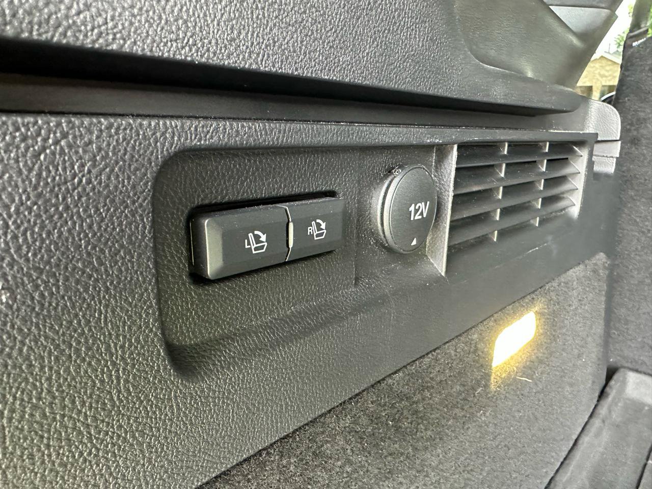 Used 2016 Lincoln MKX Black Label w/ Climate Package AWD/4WD image 33