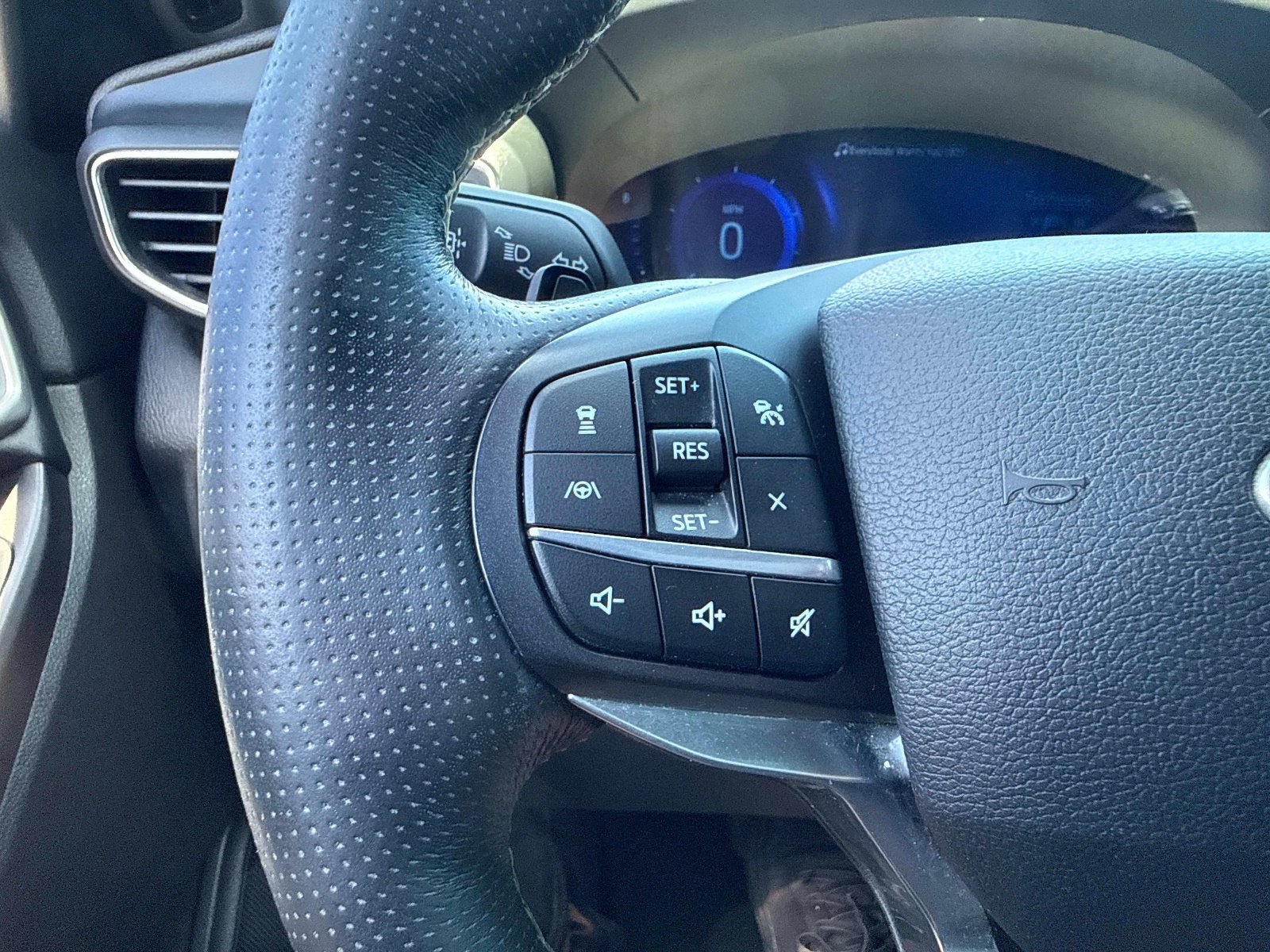 Used 2020 Ford Explorer ST w/ ST High-Performance Pack AWD/4WD image 29