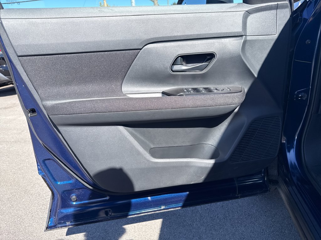 New 2027 Nissan Kicks S FWD image 12