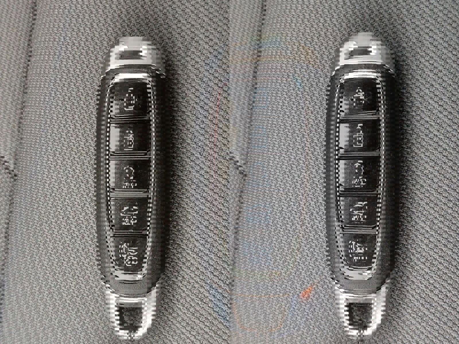 Used 2023 Hyundai Elantra SEL w/ Convenience Package image 36