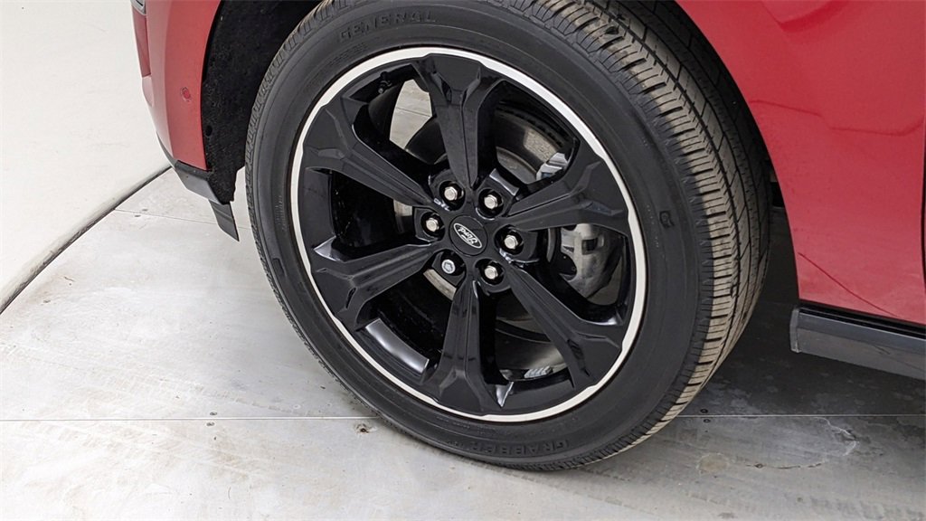 Certified 2022 Ford Expedition Max Limited image 5