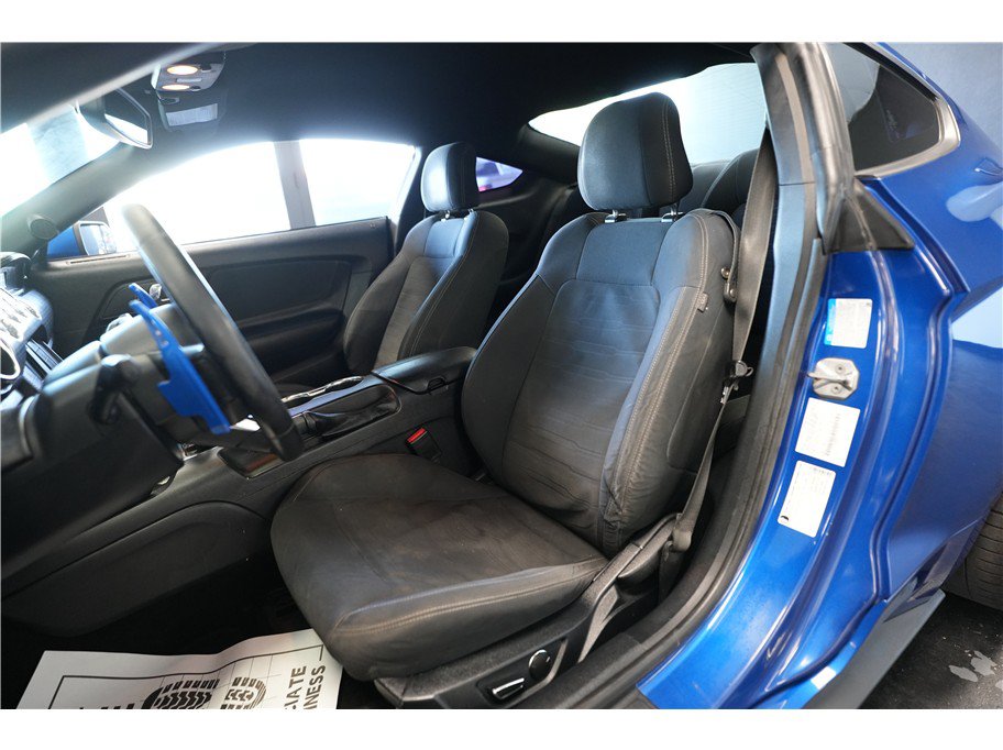 Used 2017 Ford Mustang Coupe w/ Ecoboost Performance Package RWD image 11