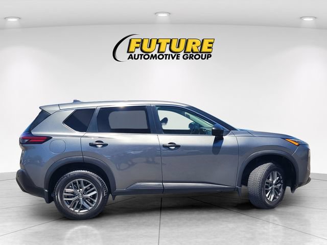 Used 2021 Nissan Rogue S FWD image 3