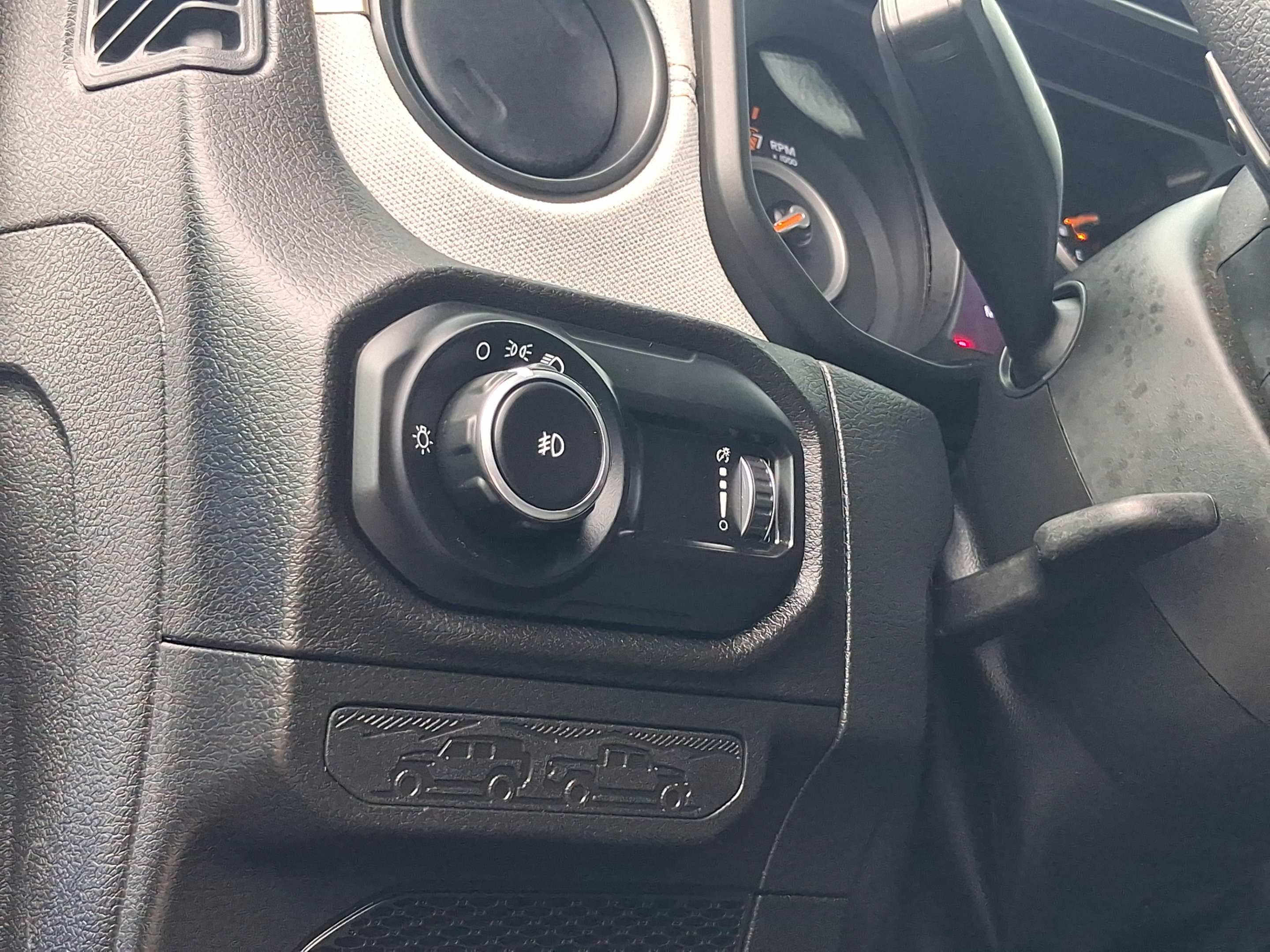 Used 2024 Jeep Wrangler Sport AWD/4WD image 18
