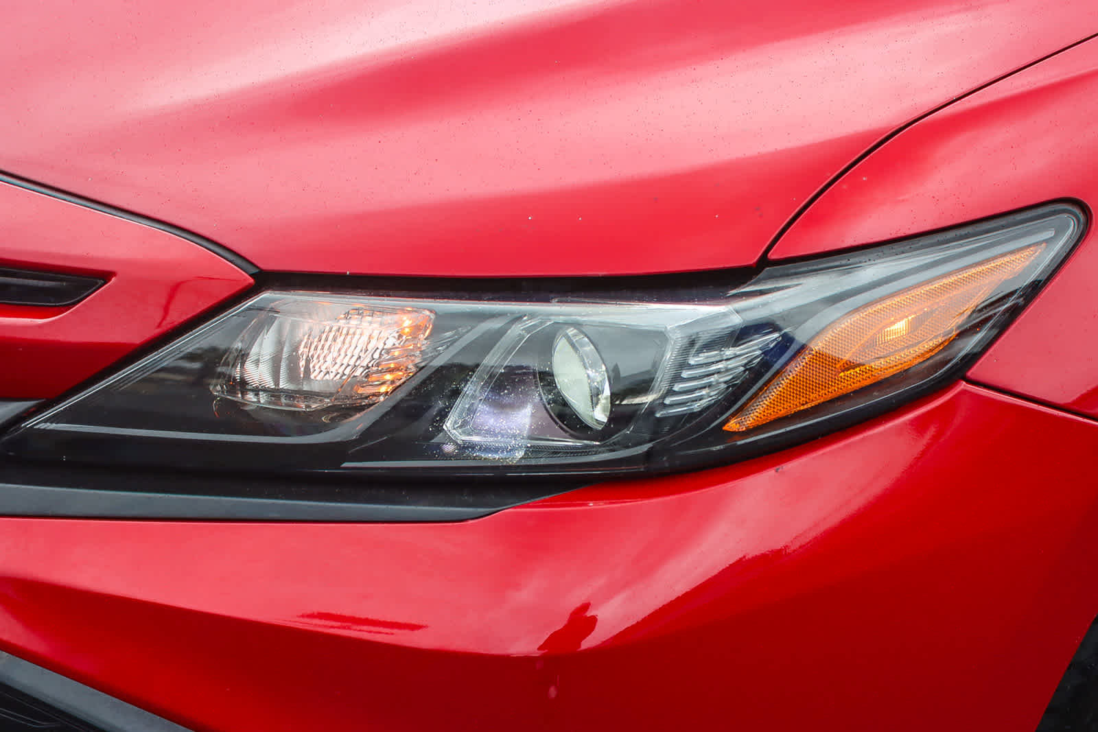 Used 2021 Toyota Camry SE image 7