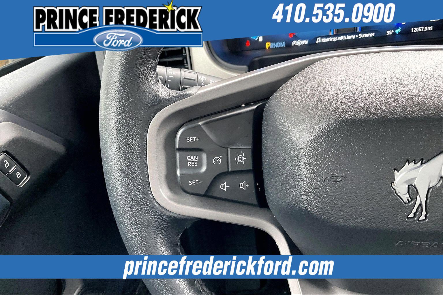 Used 2025 Ford Bronco Outer Banks image 17