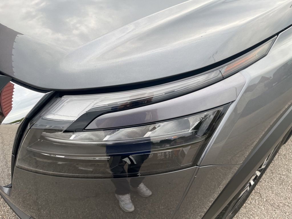 Used 2025 Nissan Pathfinder Platinum w/ Cargo Package image 33