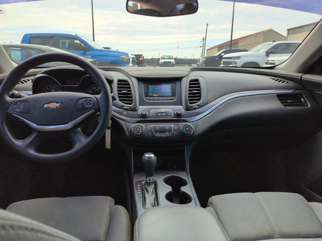 Used 2015 Chevrolet Impala LS FWD image 13