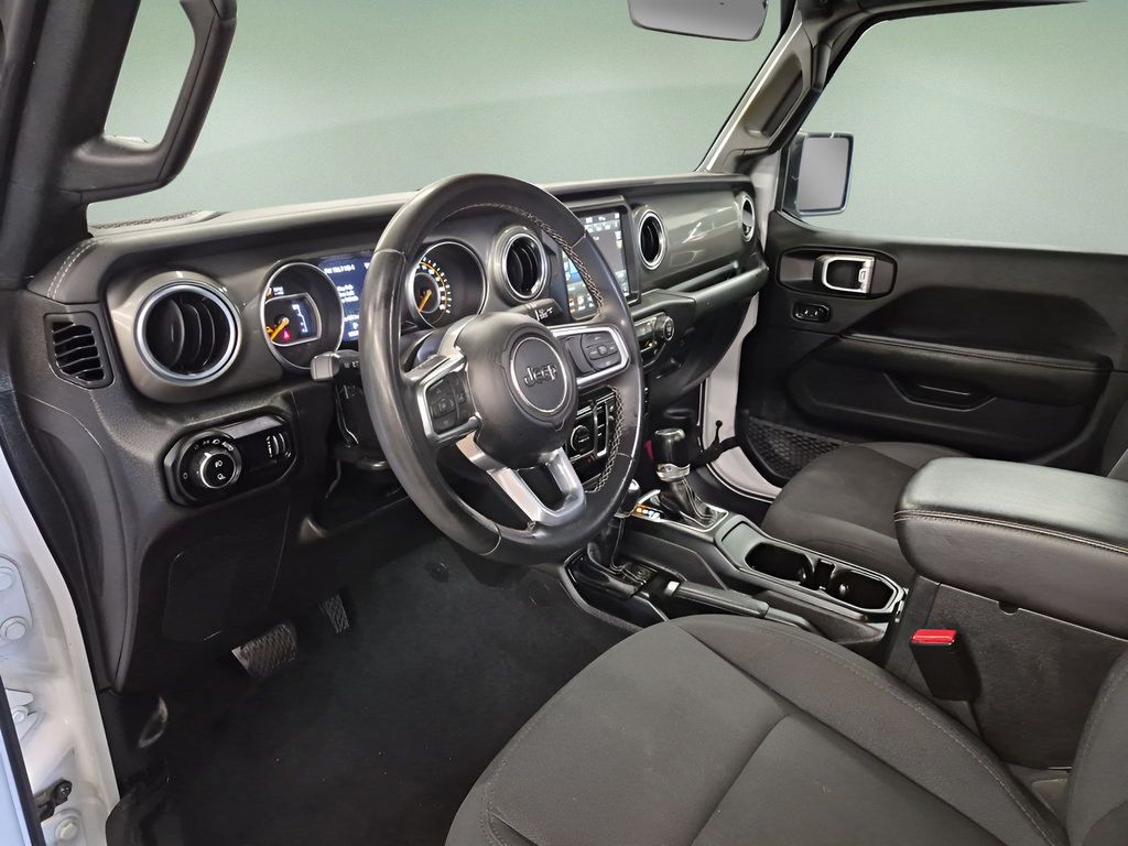 Used 2023 Jeep Gladiator Overland AWD/4WD image 11