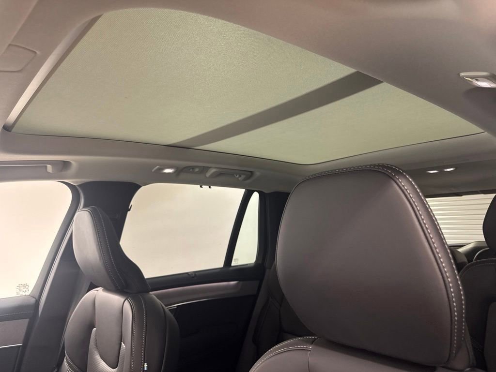 New 2026 Volvo XC90 T8 Ultra w/ Protection Package AWD/4WD image 16