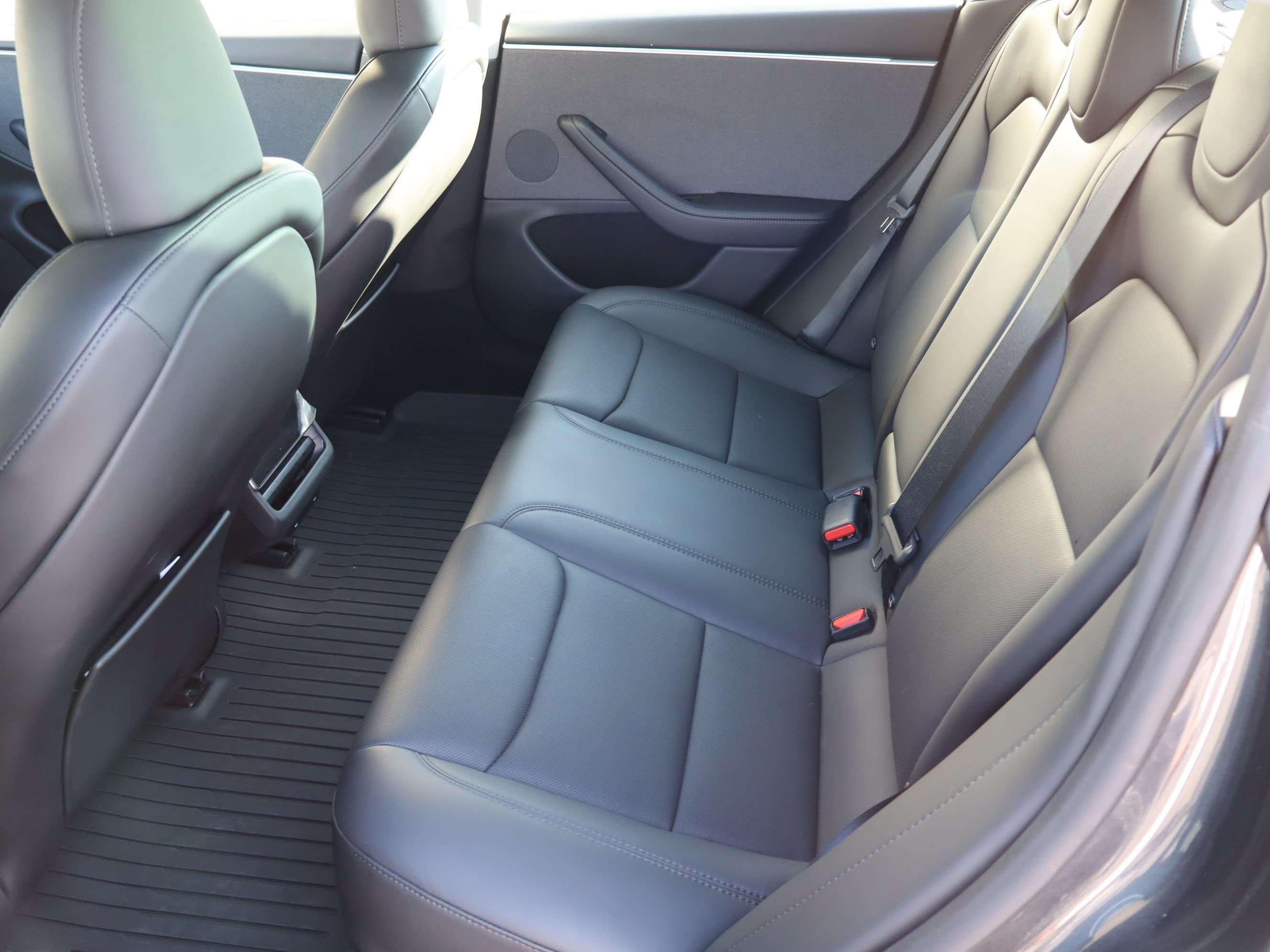 Used 2025 Tesla Model 3 Long Range RWD image 26