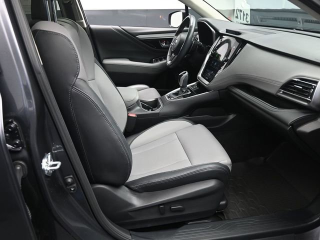 Certified 2025 Subaru Outback Limited image 31