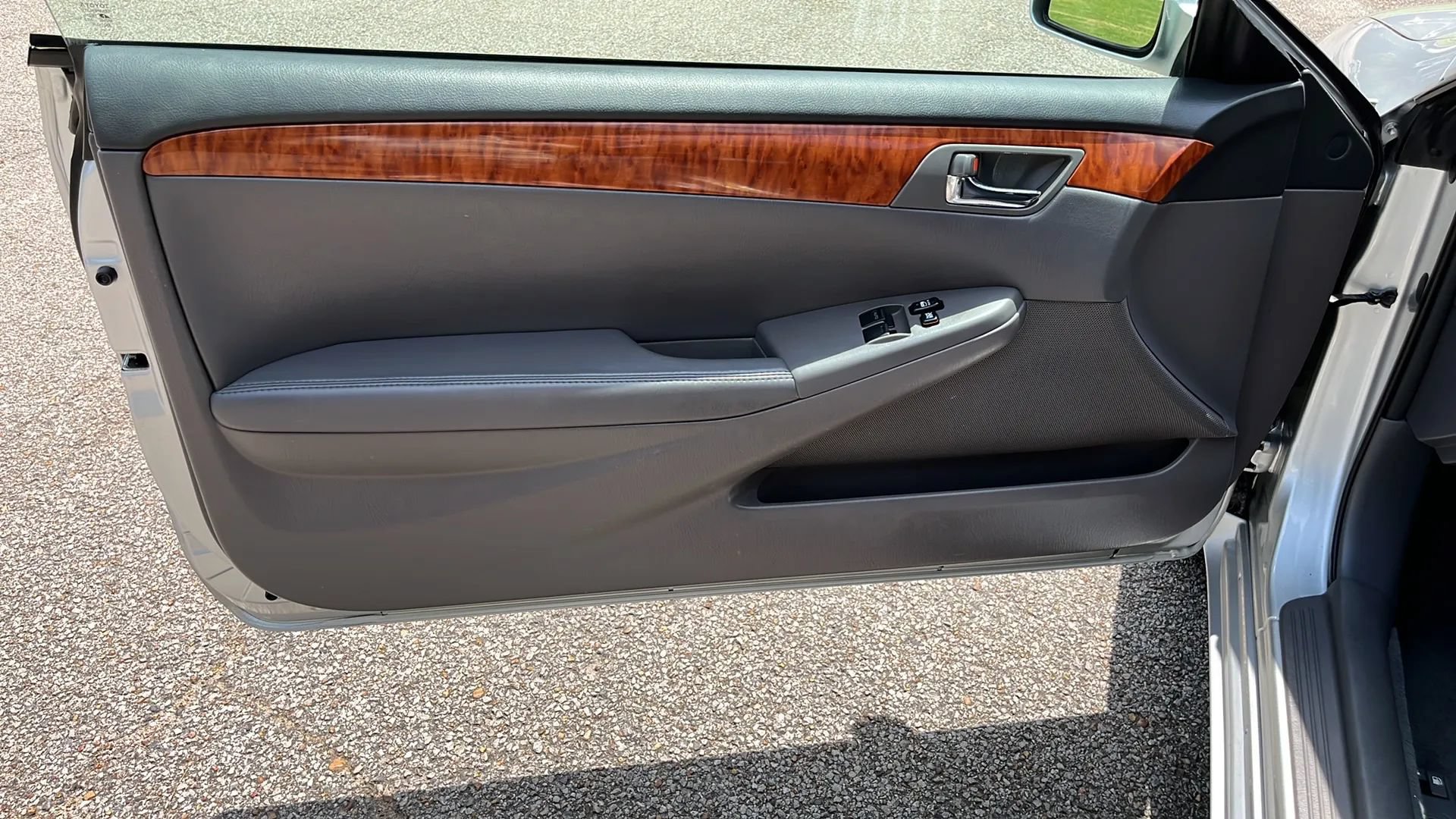 Used 2008 Toyota Solara SLE FWD image 9