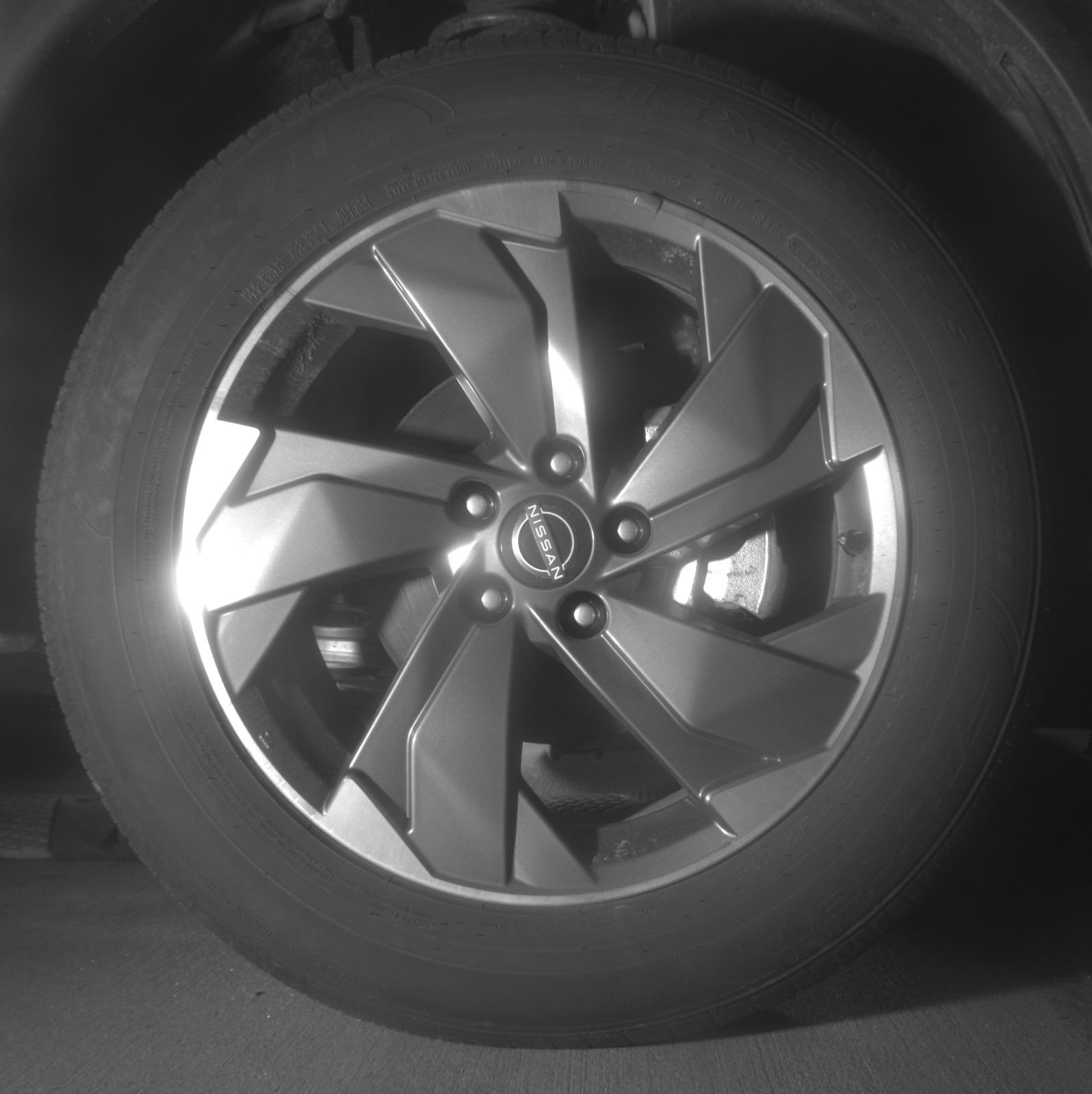 Used 2025 Nissan Rogue SV FWD image 13