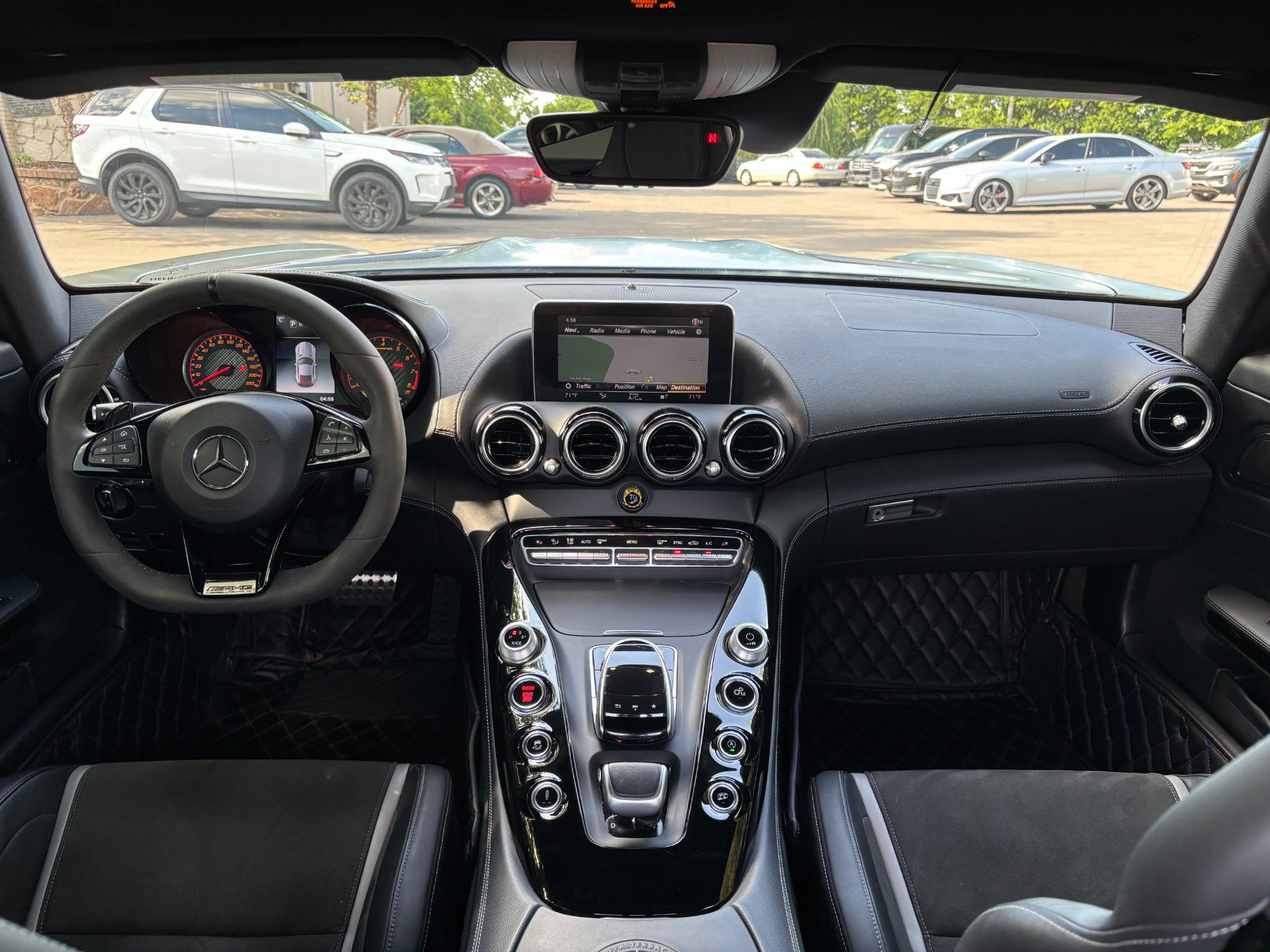Used 2018 Mercedes-Benz AMG GT R image 28