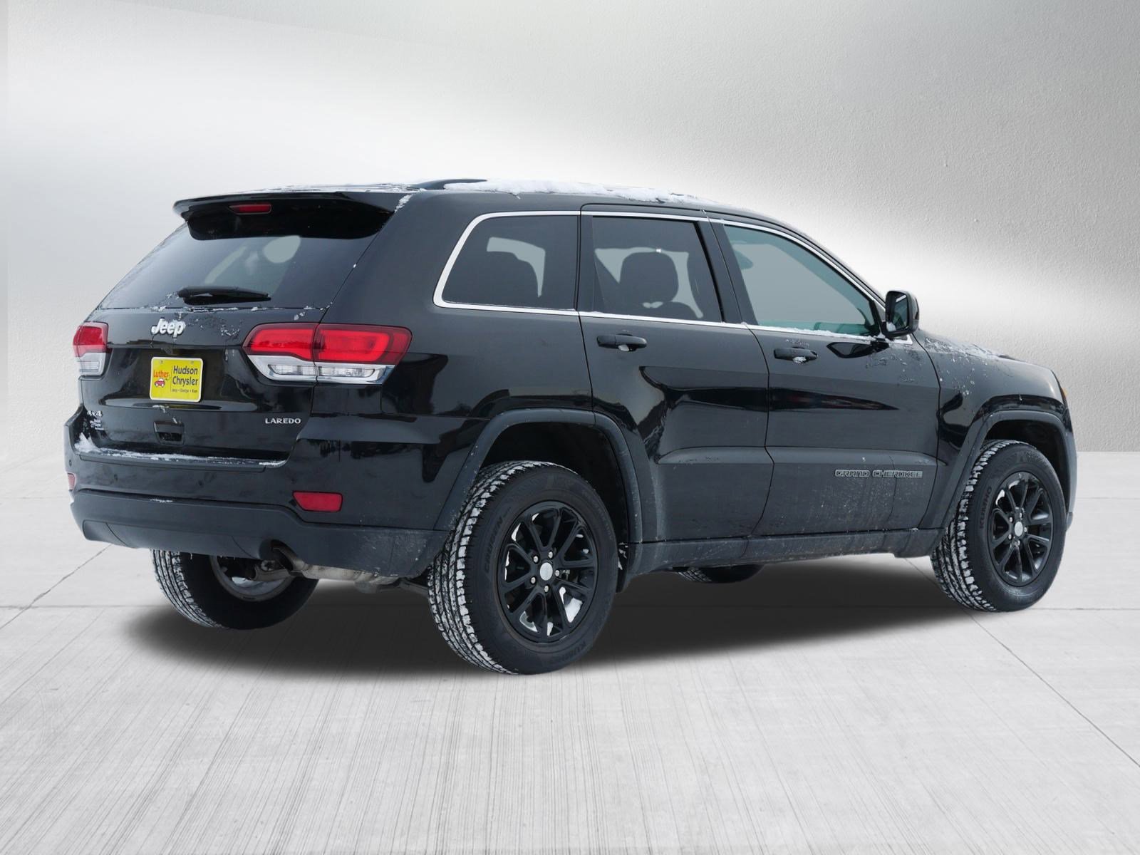 Used 2021 Jeep Grand Cherokee Laredo image 7